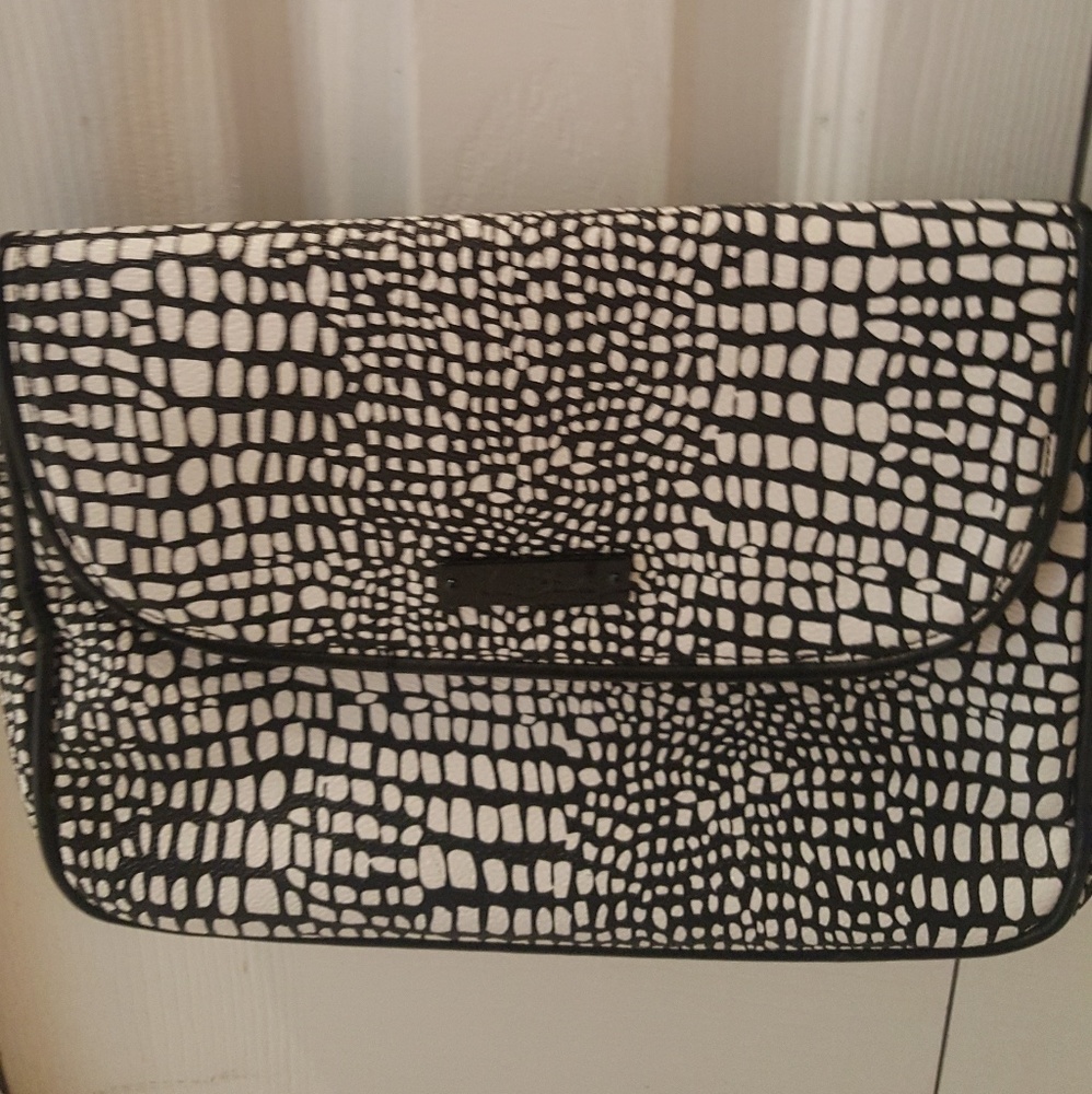 Vera Bradley Midnight Snakeskin Crossbody - Picture 3 of 7